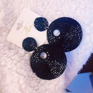 Black trendy bead earrings